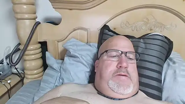 Snapshot of Bigbear0563 chatting on November 2025 05:34:01 PM Bigbear0563 online show from November 2025 05:34:01 PM