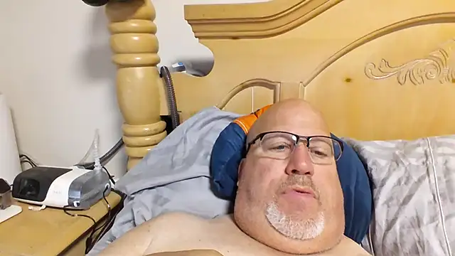 Bigbear0563 online show from April 2026 04:23:01 PM