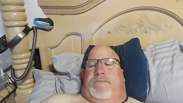 Snapshot of Bigbear0563 chatting on June 2026 04:09:01 PM Bigbear0563 online show from June 2026 04:09:01 PM