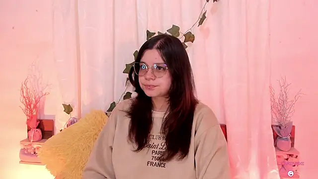 Mey moon online show from February 2025 06:09:02 PM