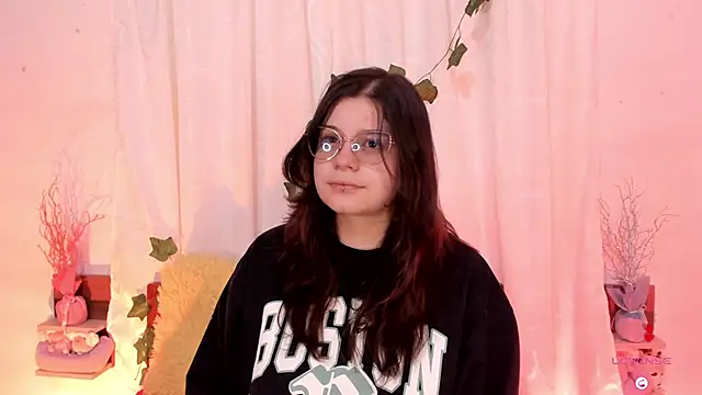 Mey moon online show from March 2025 07:37:01 PM