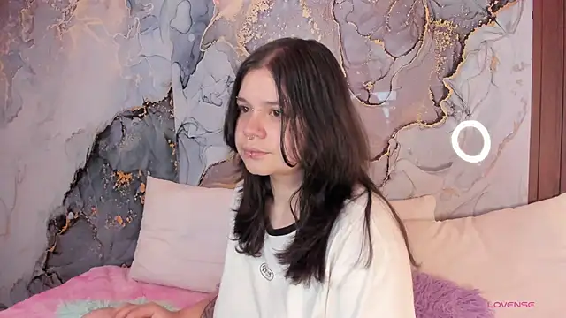 Snapshot of Mey_moon chatting on March 2026 05:15:01 AM Mey moon online show from March 2026 05:15:01 AM