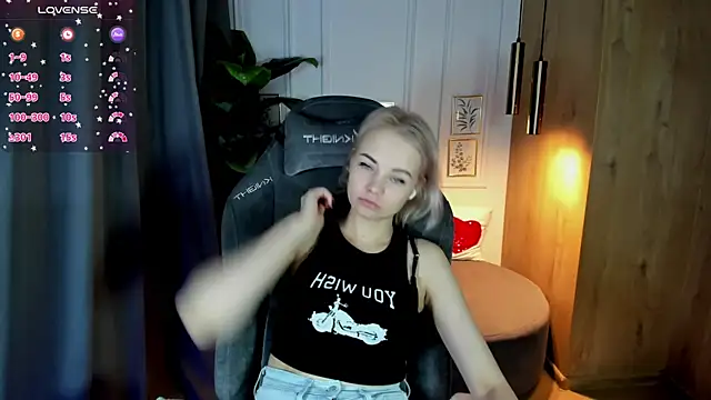 StephanieSweety online show from March 2025 08:56:02 AM