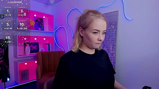 StephanieSweety online show from February 2026 05:42:01 PM