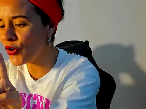 Sami Hotie1 online show from February 2025 08:34:02 PM