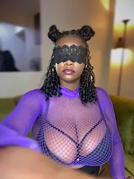 Snapshot of Sexy_panda69 chatting on May 2026 01:40:02 PM Sexy panda69 online show from May 2026 01:40:02 PM