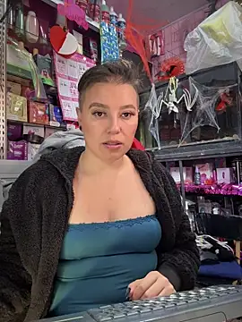 TamySweetness online show from November 2025 04:09:02 PM