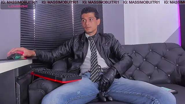 Snapshot of massimo_g chatting on April 2026 01:39:02 PM massimo g online show from April 2026 01:39:02 PM