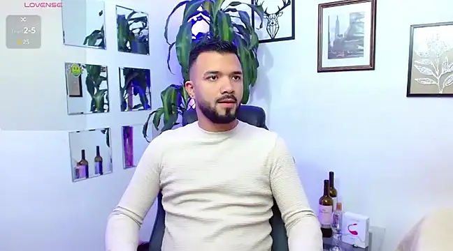 Snapshot of mathew_vidal1 chatting on March 2025 03:26:02 AM mathew vidal1 online show from March 2025 03:26:02 AM