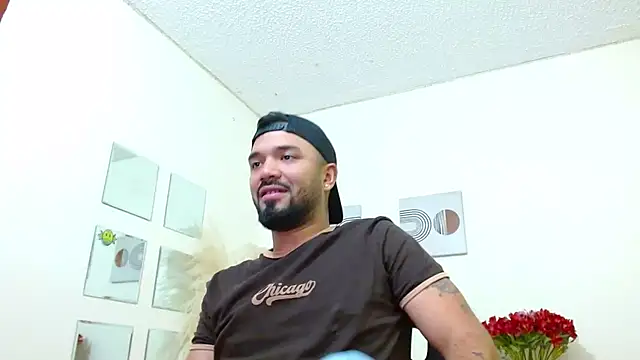 Snapshot of mathew_vidal1 chatting on October 2025 10:19:02 PM mathew vidal1 online show from October 2025 10:19:02 PM