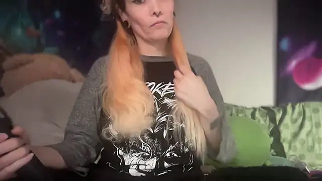 FRRANNKIE online show from March 2026 02:39:02 AM