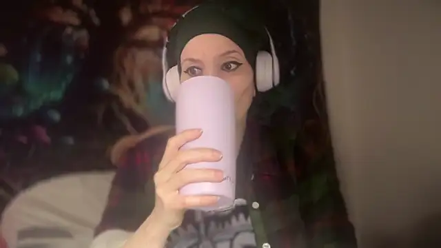 FRRANNKIE online show from March 2026 06:52:01 AM