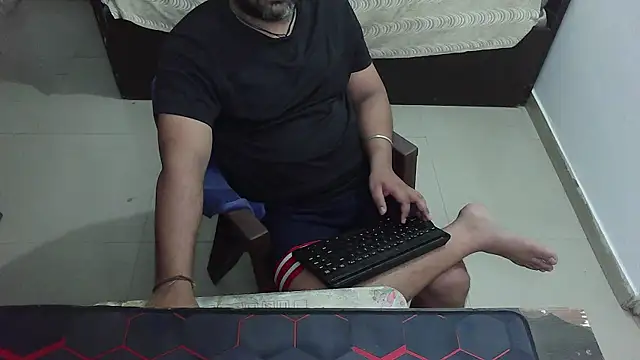 rentarob online show from April 2026 07:07:02 PM