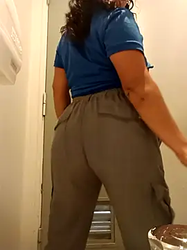 Snapshot of Morenitha-XXX chatting on February 2026 09:54:02 PM Morenitha-XXX online show from February 2026 09:54:02 PM