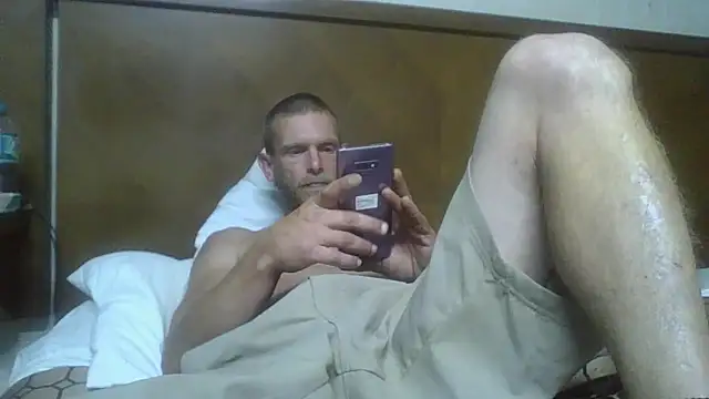 Snapshot of daddytim0 chatting on April 2026 12:51:02 PM daddytim0 online show from April 2026 12:51:02 PM