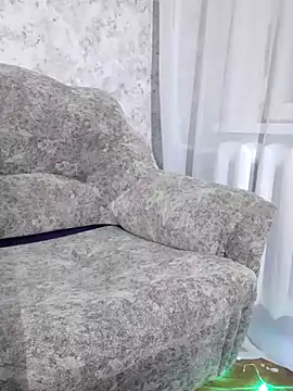 Snapshot of FillipsonDon chatting on January 2025 04:08:01 PM FillipsonDon online show from January 2025 04:08:01 PM