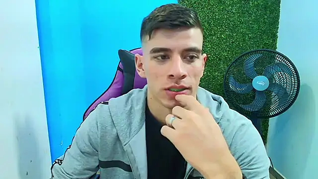 DEIBY BABY online show from February 2025 04:46:02 AM