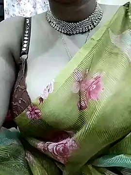 Sexybomb33 online show from January 2025 06:37:02 PM