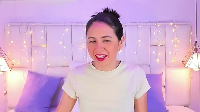 SarahSophia  online show from February 2025 11:40:02 AM