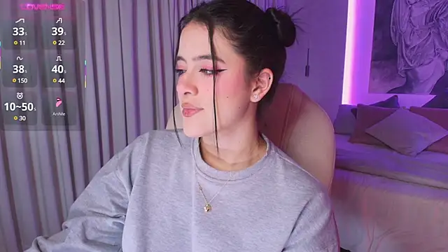 nathalie rivers online show from March 2025 03:24:01 AM