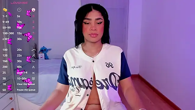 briana walker online show from March 2025 06:50:02 PM