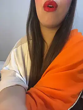 Snapshot of Mayacrayzi chatting on February 2025 03:31:02 PM Mayacrayzi online show from February 2025 03:31:02 PM