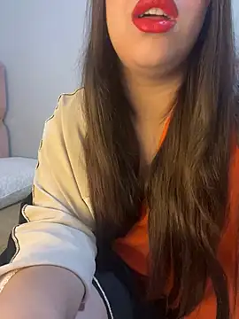 Snapshot of Mayacrayzi chatting on February 2025 08:33:02 AM Mayacrayzi online show from February 2025 08:33:02 AM