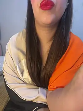 Snapshot of Mayacrayzi chatting on February 2025 05:52:02 PM Mayacrayzi online show from February 2025 05:52:02 PM