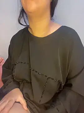 Snapshot of Mayacrayzi chatting on October 2025 09:19:02 AM Mayacrayzi online show from October 2025 09:19:02 AM