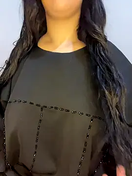 Snapshot of Mayacrayzi chatting on October 2025 12:04:01 PM Mayacrayzi online show from October 2025 12:04:01 PM