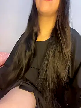 Mayacrayzi online show from November 2025 10:26:02 AM