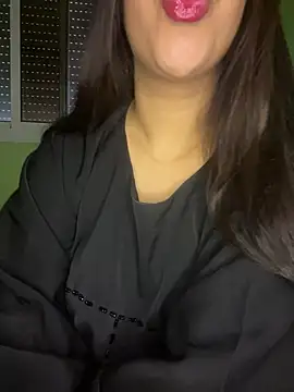 Snapshot of Mayacrayzi chatting on June 2026 09:23:02 AM Mayacrayzi online show from June 2026 09:23:02 AM