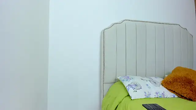 Hanna86 online show from February 2025 10:52:02 PM