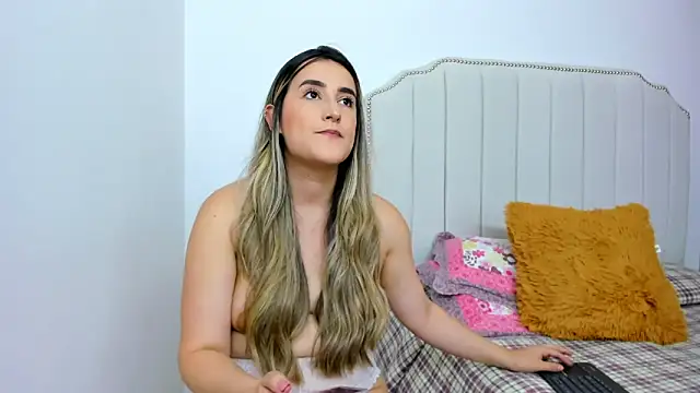 Hanna86 online show from February 2025 07:30:02 PM