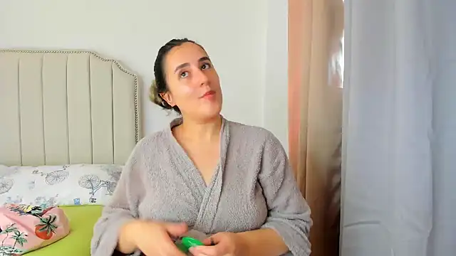 Hanna86 online show from March 2026 04:06:02 PM