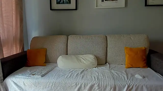 bellahot77 online show from September 2025 08:52:02 AM