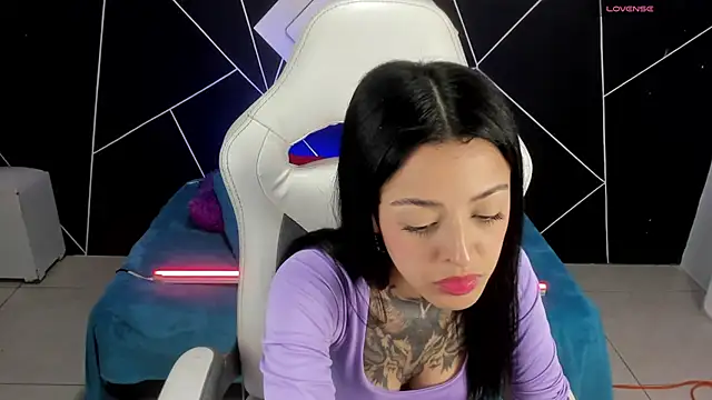 farichell online show from March 2025 09:04:02 PM