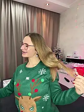 Snapshot of Milf_Tea chatting on December 2024 12:59:01 AM Milf Tea online show from December 2024 12:59:01 AM