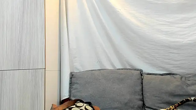 Mhelanny2 online show from March 2026 11:52:02 PM