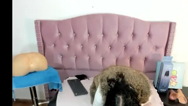 StefanyMiler online show from November 2025 08:05:01 PM