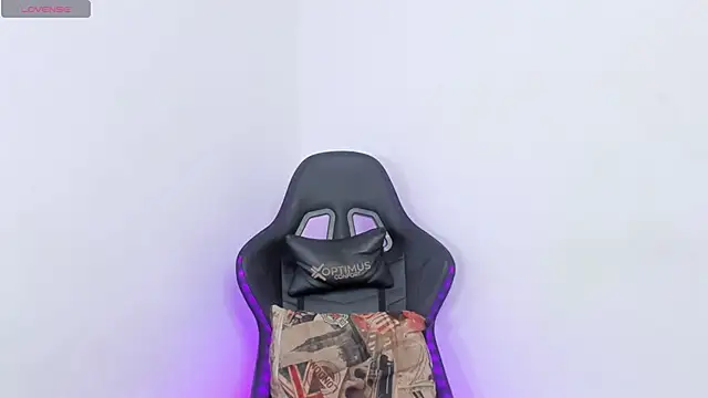 Snapshot of Sexybigdicktsxxx chatting on February 2026 05:25:02 AM Sexybigdicktsxxx online show from February 2026 05:25:02 AM