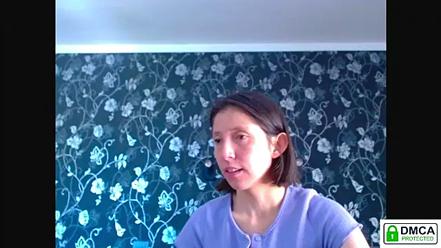 Snapshot of Sophi_Cute chatting on May 2026 07:27:01 AM Sophi Cute online show from May 2026 07:27:01 AM