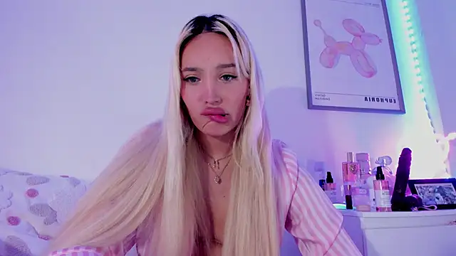  viioletweekend  online show from March 2025 12:07:01 AM