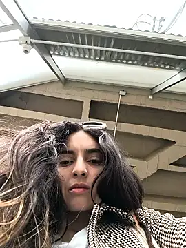 Snapshot of Sam_Sara chatting on February 2026 04:22:02 PM Sam Sara online show from February 2026 04:22:02 PM