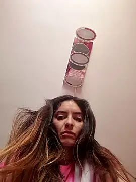 Snapshot of Sam_Sara chatting on February 2026 03:05:02 PM Sam Sara online show from February 2026 03:05:02 PM