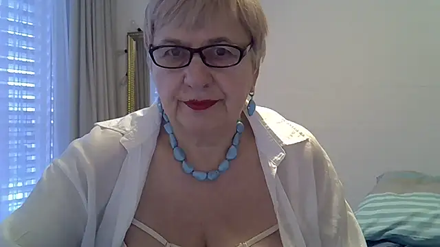 SweetCherry27 online show from February 2026 07:56:02 AM