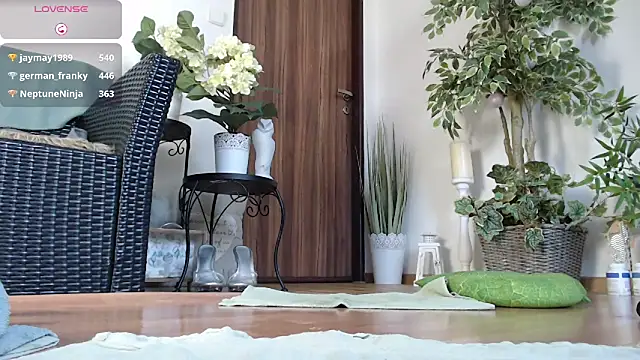 Squirtmania online show from March 2025 07:45:01 AM