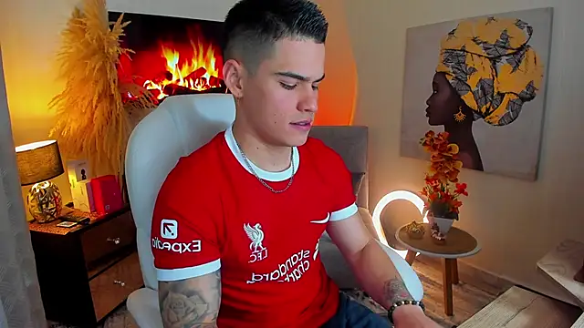 Matias Murrier online show from March 2025 12:04:01 PM