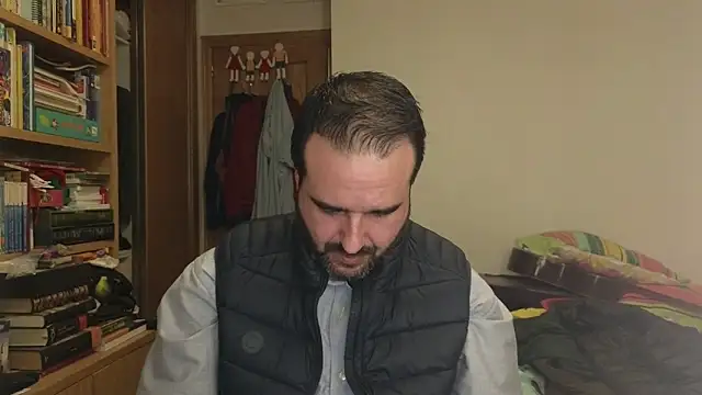 curiosillo83 online show from February 2026 06:36:02 PM