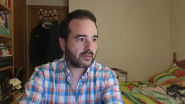 Snapshot of curiosillo83 chatting on June 2026 03:29:01 PM curiosillo83 online show from June 2026 03:29:01 PM